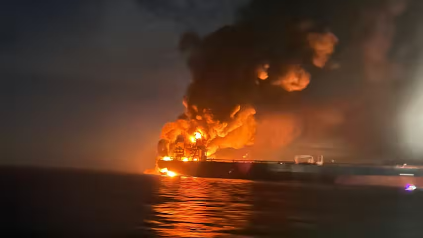 Oekraïne valt tientallen Russische schepen aan in Zee van Azov